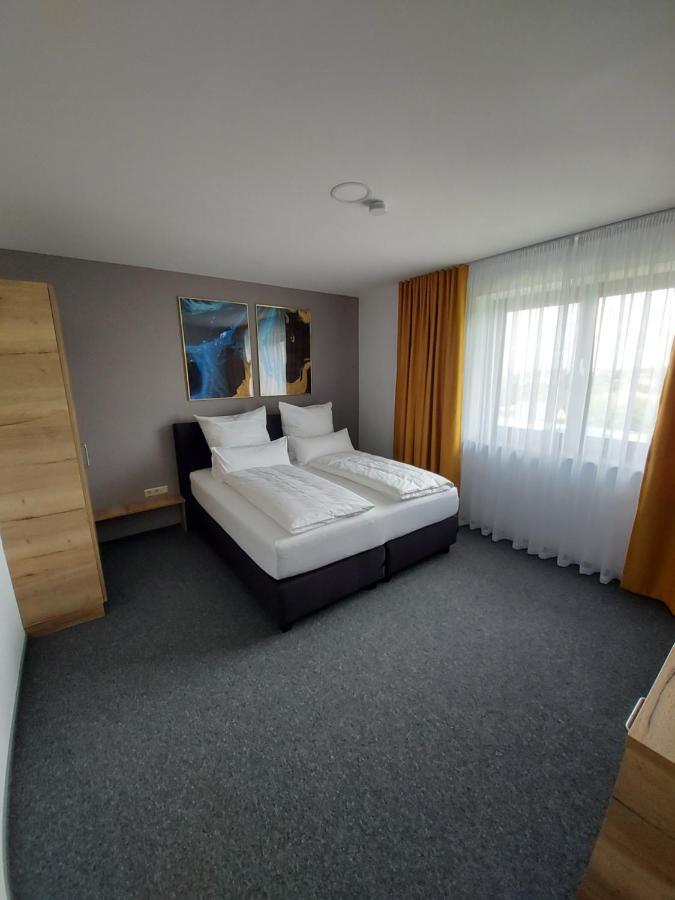 פירמאסנס Ferienwohnung Nikolena מראה חיצוני תמונה